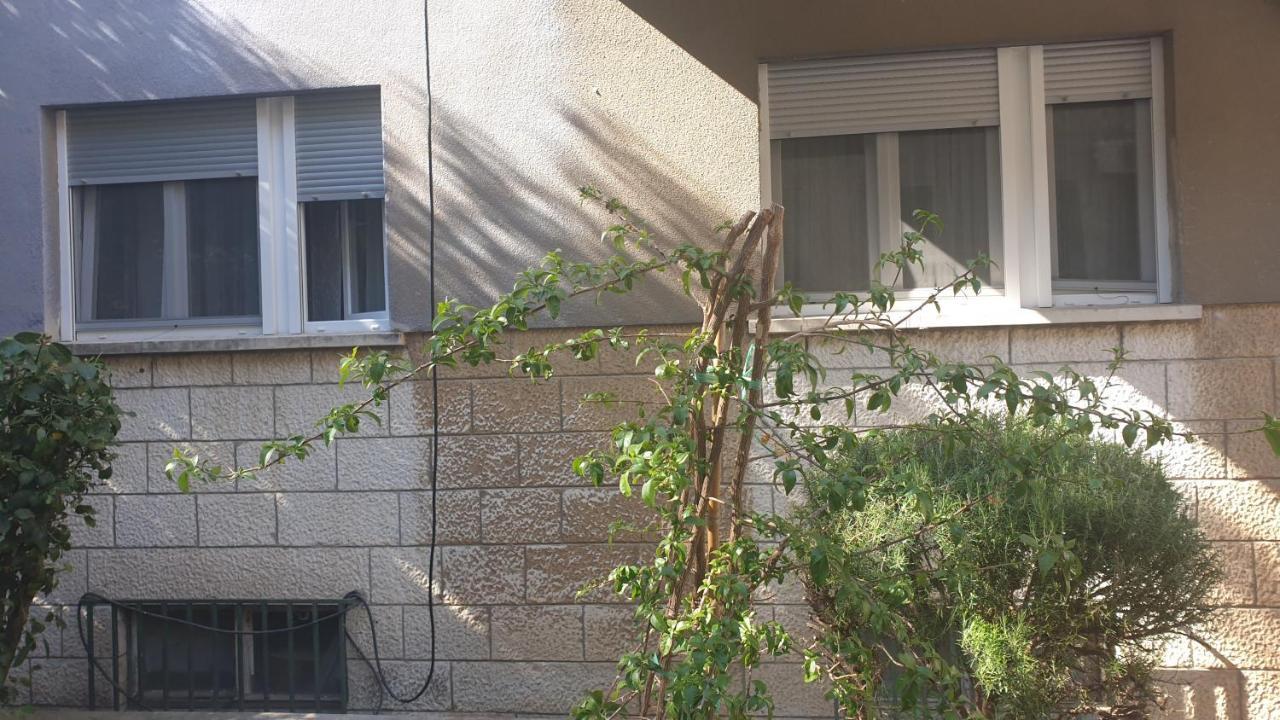 Apartment Ana Split Bagian luar foto